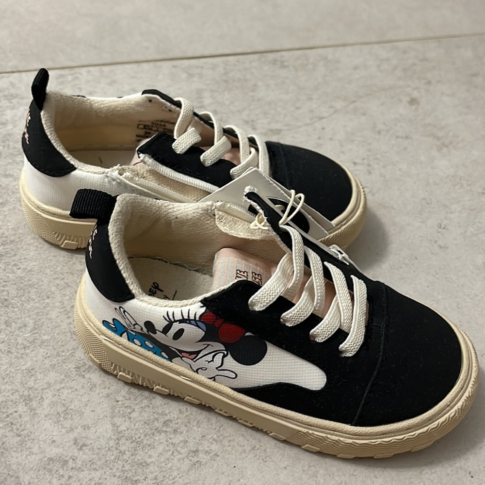 Zara sneakers disney minnie